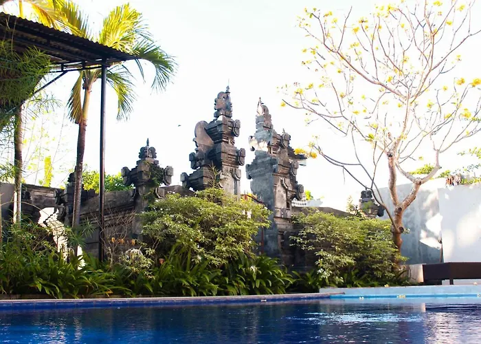 Putu 2 3* Canggu